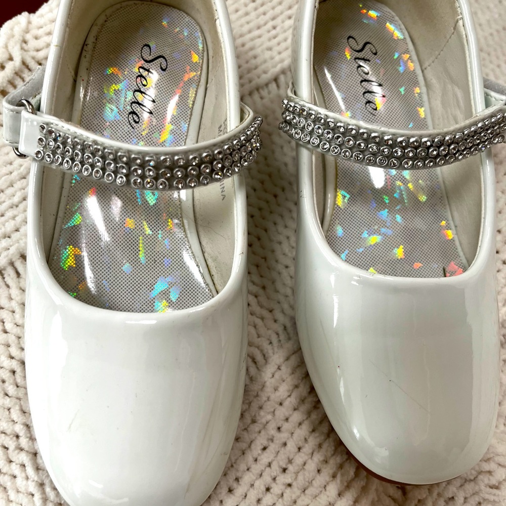 Stelle little girls shoe